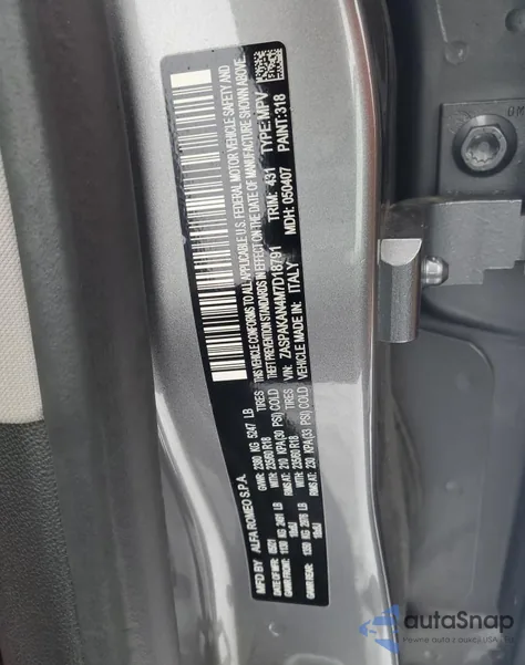 2021 Alfa Romeo Stelvio Sport z USA, uszkodzony, nr VIN ZASPAKAN4M7D18791